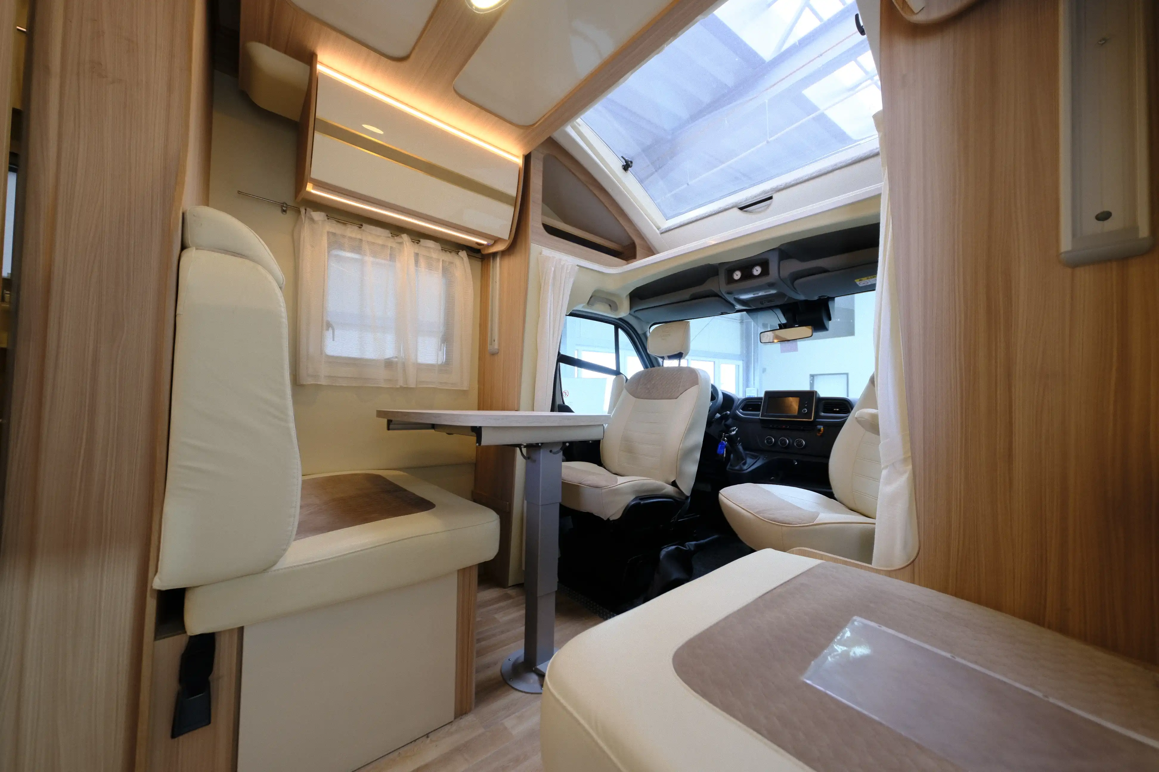 AHORN Camp 690 Plus-New Face Edition